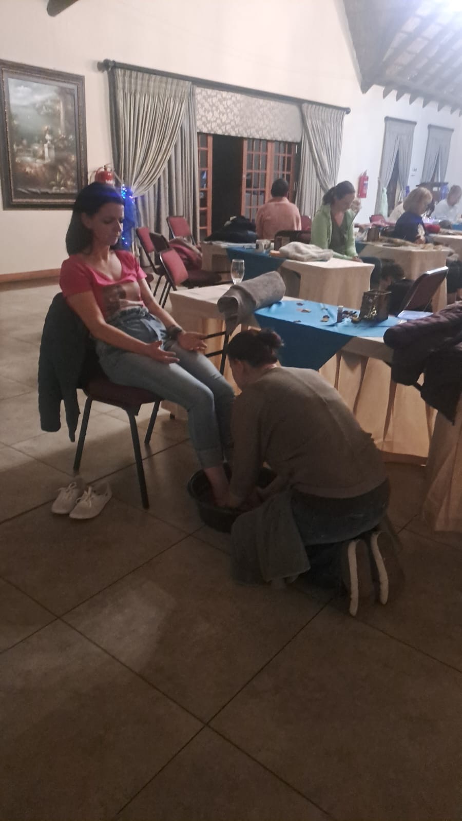 Prayer and foot washing in the hall
