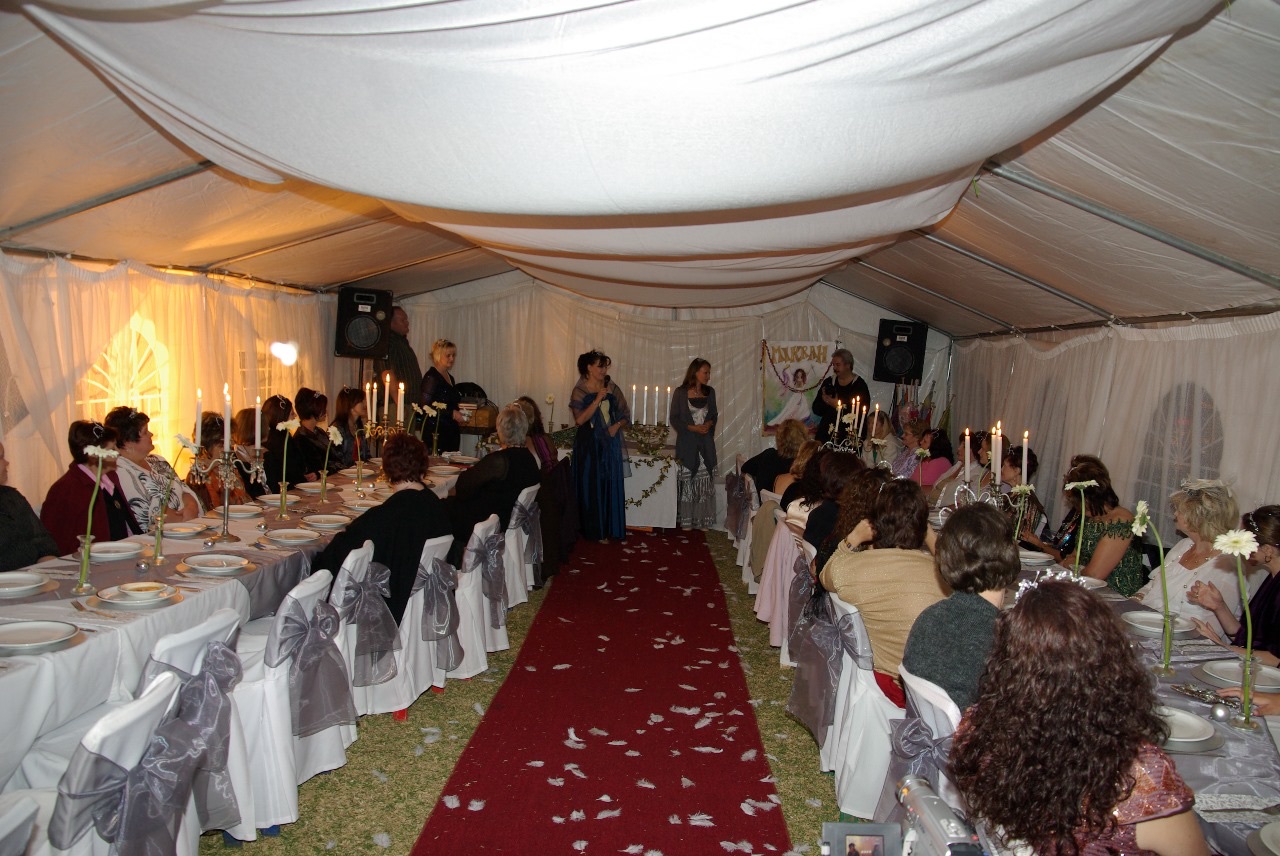 Dinner under the white marquee
